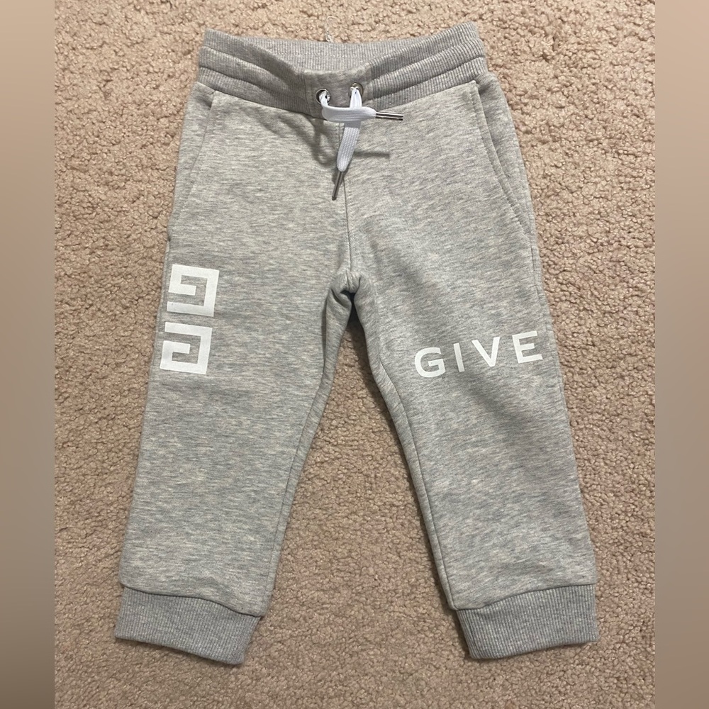 Givenchy gray toddler sweatpants size 2T
